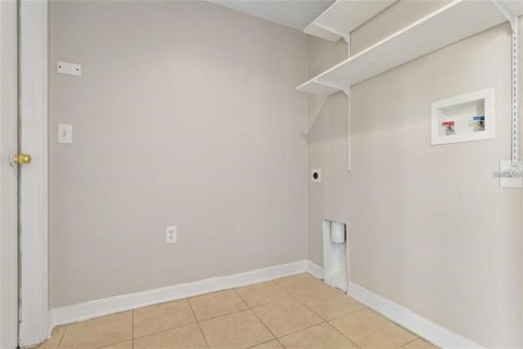 Villa ou maison à louer à Orlando, Floride: 5 chambres, 206.43 m2 № 2113795 - photo 30