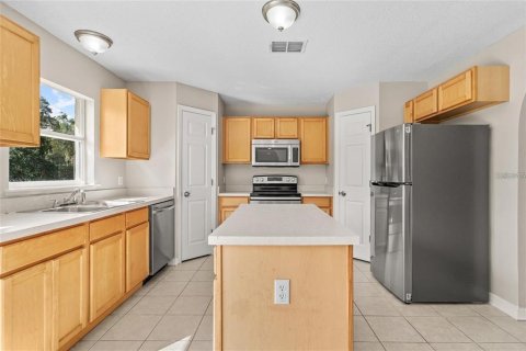 Villa ou maison à louer à Orlando, Floride: 5 chambres, 206.43 m2 № 2113795 - photo 6