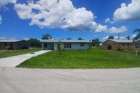 Casa en venta en Punta Gorda, Florida, 3 dormitorios, 80.27 m2 № 1619235 - foto 2