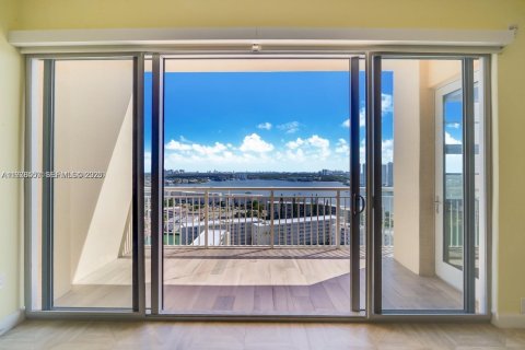 Condo in Aventura, Florida, 2 bedrooms  № 2044433 - photo 2