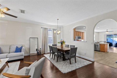 Villa ou maison à vendre à Orlando, Floride: 4 chambres, 185.25 m2 № 2431930 - photo 6