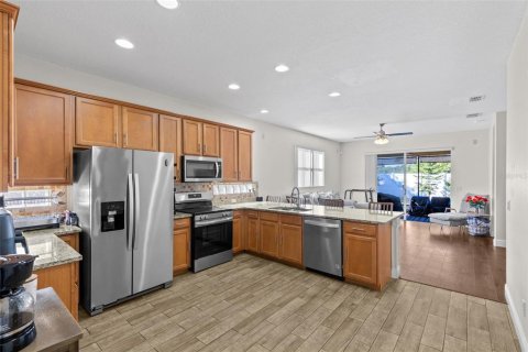 Villa ou maison à vendre à Orlando, Floride: 4 chambres, 185.25 m2 № 2431930 - photo 8