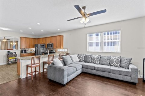 Villa ou maison à vendre à Orlando, Floride: 4 chambres, 185.25 m2 № 2431930 - photo 10