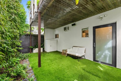 Купить таунхаус в Майами-Бич, Флорида 4 спальни, 196.95м2, № 1950610 - фото 21