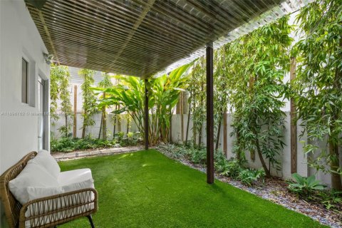 Купить таунхаус в Майами-Бич, Флорида 4 спальни, 196.95м2, № 1950610 - фото 22
