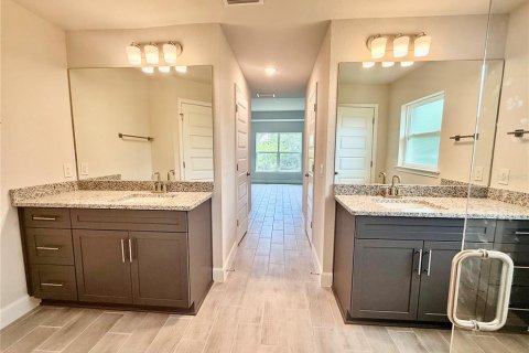 Casa en venta en Port Charlotte, Florida, 4 dormitorios, 210.42 m2 № 1786108 - foto 18