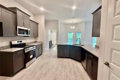 Casa en venta en Port Charlotte, Florida, 4 dormitorios, 210.42 m2 № 1786108 - foto 8