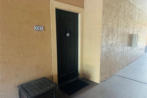 Condominio en venta en Orlando, Florida, 3 dormitorios, 126.53 m2 № 2100791 - foto 2