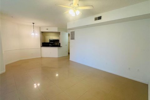 Condominio en venta en Orlando, Florida, 3 dormitorios, 126.53 m2 № 2100791 - foto 3
