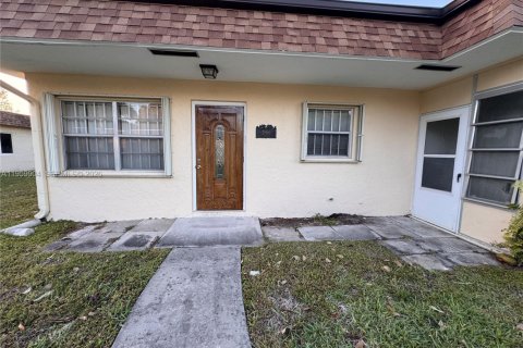 Casa en alquiler en Deerfield Beach, Florida, 1 dormitorio, 74.14 m2 № 2020038 - foto 12