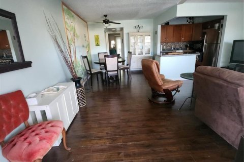 Copropriété à vendre à Deerfield Beach, Floride: 1 chambre, 65.31 m2 № 2083699 - photo 4