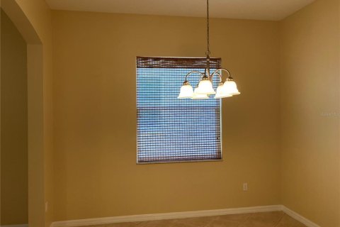 Villa ou maison à louer à Lake Mary, Floride: 4 chambres, 206.43 m2 № 2404571 - photo 5