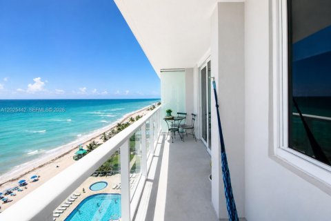 Copropriété à vendre à Sunny Isles Beach, Floride: 40.88 m2 № 2269858 - photo 11