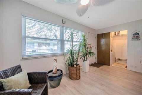 Copropriété à vendre à Seminole, Floride: 2 chambres, 109.62 m2 № 1833489 - photo 17