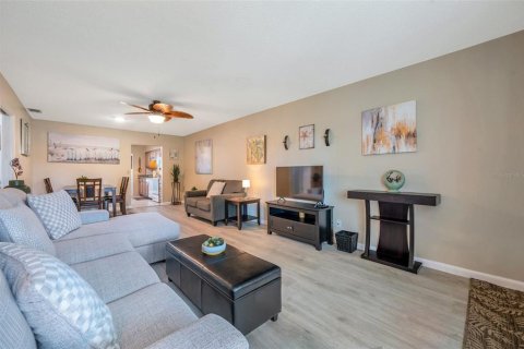 Copropriété à vendre à Seminole, Floride: 2 chambres, 109.62 m2 № 1833489 - photo 27