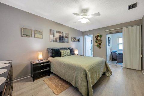 Copropriété à vendre à Seminole, Floride: 2 chambres, 109.62 m2 № 1833489 - photo 18