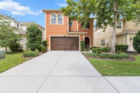 House in ESTANCIA

 in Wesley Chapel, Florida 4 bedrooms, 255.76 sq.m. № 1815502 - photo 1