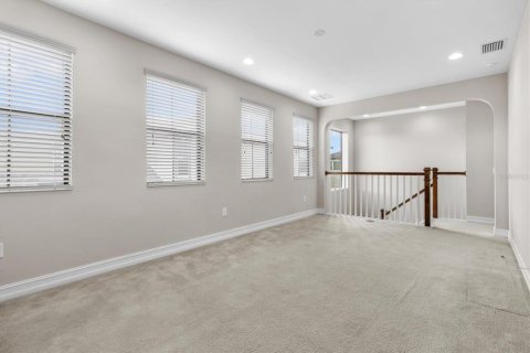 House in ESTANCIA

 in Wesley Chapel, Florida 4 bedrooms, 255.76 sq.m. № 1815502 - photo 30