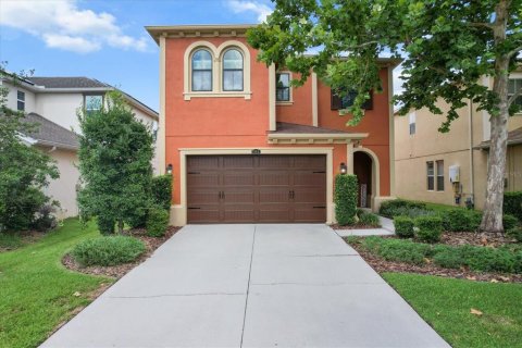 House in ESTANCIA

 in Wesley Chapel, Florida 4 bedrooms, 255.76 sq.m. № 1815502 - photo 2
