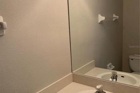 Снять в аренду таунхаус в Лейквуд Ранч, Флорида 6 комнат, 144.83м2, № 1541722 - фото 9