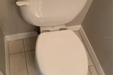 Снять в аренду таунхаус в Лейквуд Ранч, Флорида 6 комнат, 144.83м2, № 1541722 - фото 10