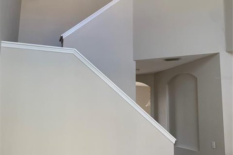 Снять в аренду таунхаус в Лейквуд Ранч, Флорида 6 комнат, 144.83м2, № 1541722 - фото 11