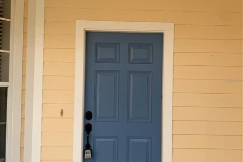 Снять в аренду таунхаус в Лейквуд Ранч, Флорида 6 комнат, 144.83м2, № 1541722 - фото 2