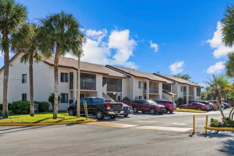 Condominio en alquiler en North Lauderdale, Florida, 3 dormitorios, 93.83 m2 № 1991997 - foto 14