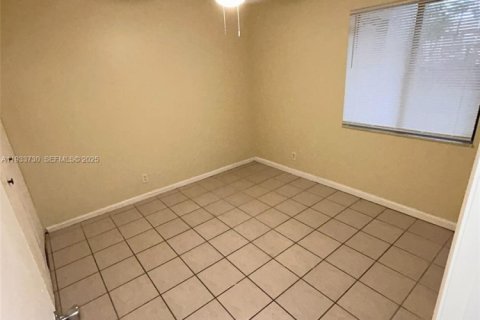 Condominio en alquiler en North Lauderdale, Florida, 3 dormitorios, 93.83 m2 № 1991997 - foto 6