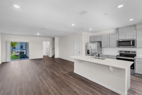 Touwnhouse à vendre à Winter Garden, Floride: 3 chambres, 145.58 m2 № 2389239 - photo 2