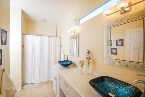 House in Bradenton, Florida 3 bedrooms, 154.31 sq.m. № 2109447 - photo 18