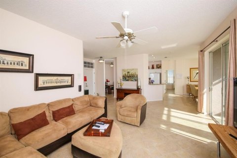 House in Bradenton, Florida 3 bedrooms, 154.31 sq.m. № 2109447 - photo 10