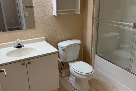 Adosado en venta en Orlando, Florida, 3 dormitorios, 142.88 m2 № 1793943 - foto 12