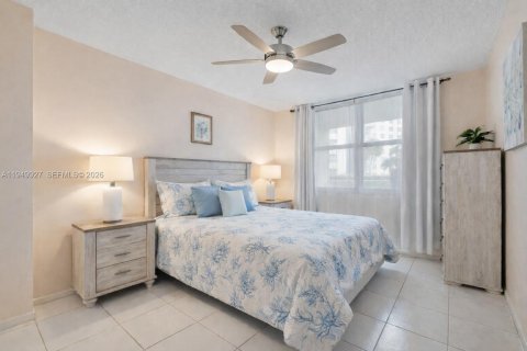 Condominio en venta en Pompano Beach, Florida, 2 dormitorios, 102.19 m2 № 2005909 - foto 8
