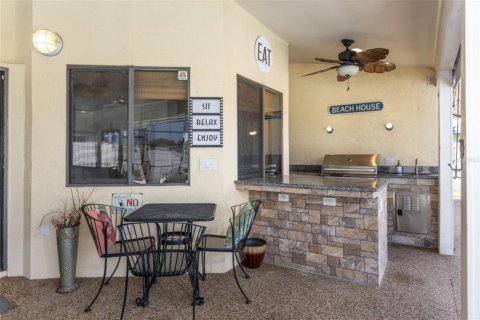 House in Palm Coast, Florida 3 bedrooms, 198.63 sq.m. № 2216225 - photo 30