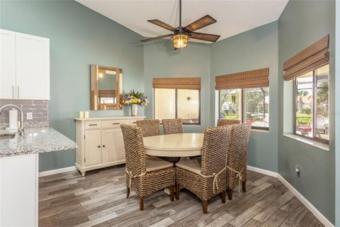 House in Palm Coast, Florida 3 bedrooms, 198.63 sq.m. № 2216225 - photo 13