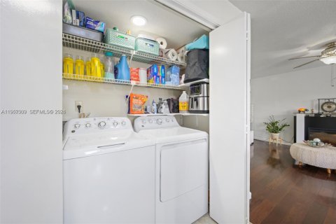 Copropriété à vendre à Coral Springs, Floride: 1 chambre, 88.26 m2 № 2019768 - photo 12