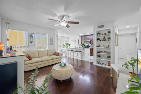 Copropriété à vendre à Coral Springs, Floride: 1 chambre, 88.26 m2 № 2019768 - photo 4