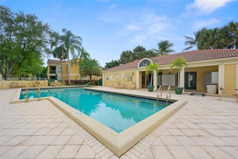 Copropriété à vendre à Coral Springs, Floride: 1 chambre, 88.26 m2 № 2019768 - photo 24