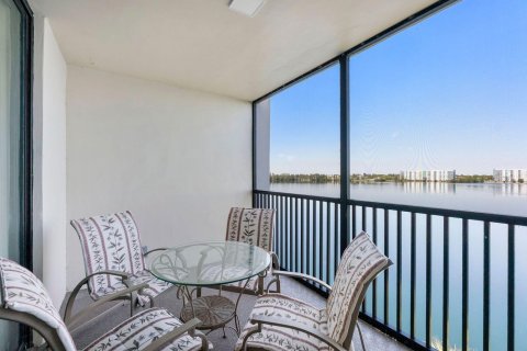 Condominio en venta en Oakland Park, Florida, 2 dormitorios, 85.47 m2 № 2146147 - foto 14