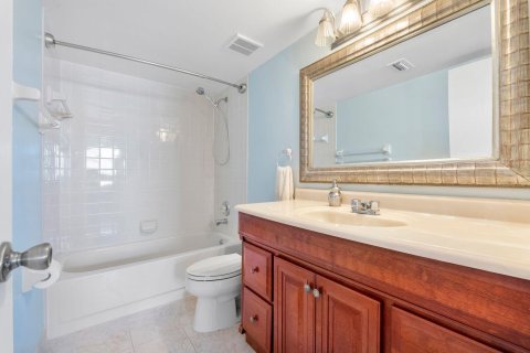 Condominio en venta en Oakland Park, Florida, 2 dormitorios, 85.47 m2 № 2146147 - foto 11