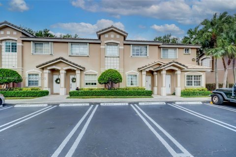 Condo in Doral, Florida, 3 bedrooms  № 2040865 - photo 20