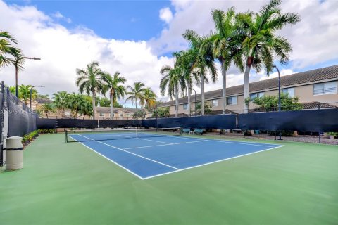 Condo in Doral, Florida, 3 bedrooms  № 2040865 - photo 19