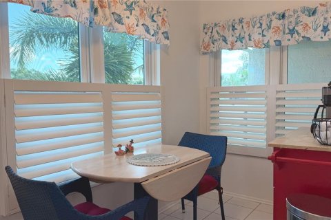 Condo in Bradenton, Florida, 2 bedrooms  № 2316890 - photo 18