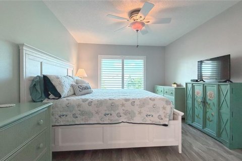 Condo in Bradenton, Florida, 2 bedrooms  № 2316890 - photo 27