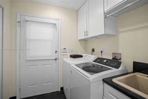 Copropriété à vendre à Hollywood, Floride: 2 chambres, 213.68 m2 № 1857595 - photo 21