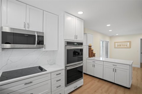 Copropriété à vendre à Hollywood, Floride: 2 chambres, 213.68 m2 № 1857595 - photo 5