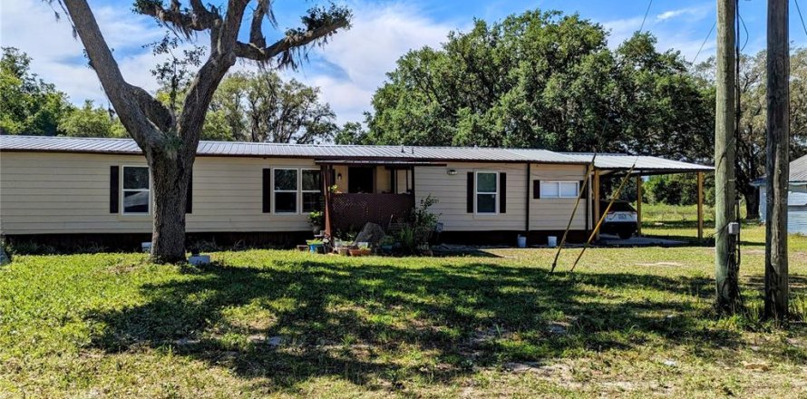 House in Haines City, Florida 4 bedrooms, 157.93 sq.m. № 1909357