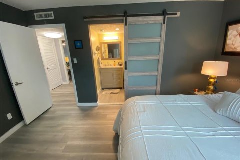 Condominio en alquiler en Winter Park, Florida, 2 dormitorios, 95.32 m2 № 1912978 - foto 12