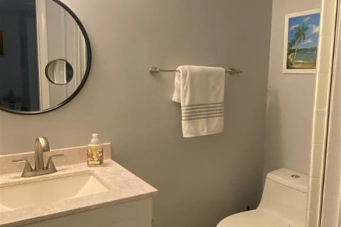 Condominio en alquiler en Winter Park, Florida, 2 dormitorios, 95.32 m2 № 1912978 - foto 15